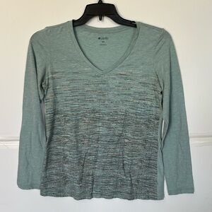 Columbia Women's Light Mint Green Ombre V-Neck Long Sleeve Top